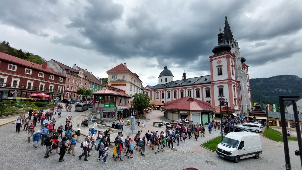 Mariazell: Pfingst-Fußwallfahrt erinnert an Katholikentag 2004