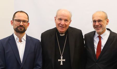 Linz: Schönborn und Stelzer würdigen Gehörlosen-Pionier Fellinger
