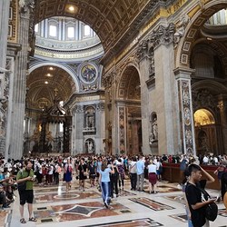 100 Minis aus Vorarlberg waren bei der Papstaudienz am Petersplatz.