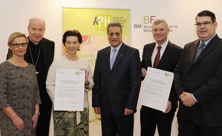 Bundespressedienst / Regina Aigner Präsentation der gemeinsamen Religionslehrerausbildung an der KPH Wien / Krems / BKA