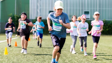 Wien/NÖ: 10.000 Kinder bei 18. youngCaritas LaufWunder beteiligt